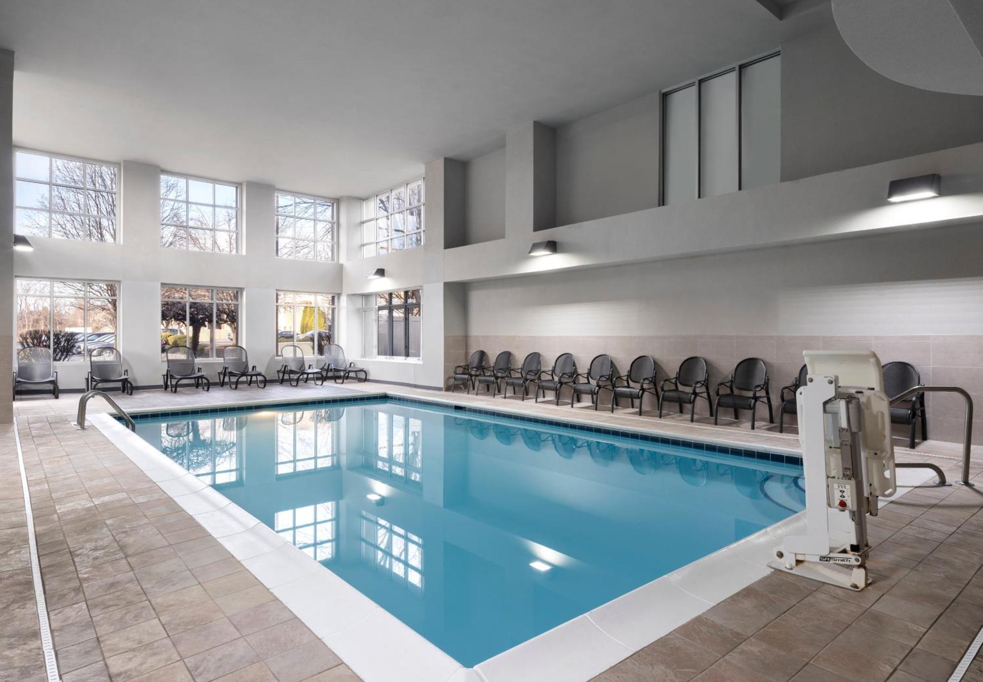 Homewood Suites Columbus - Airport Exterior foto