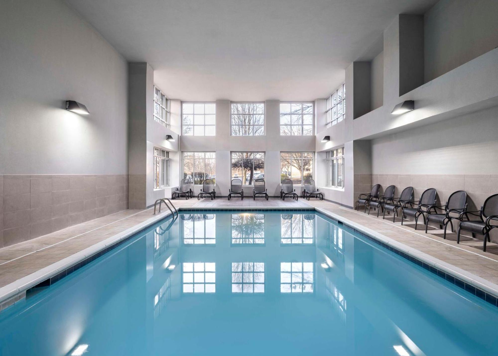 Homewood Suites Columbus - Airport Exterior foto